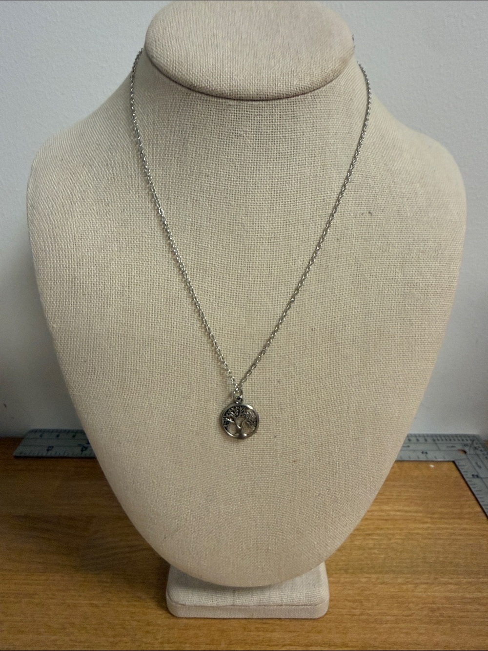 Silver tone tree outline pendant chain necklace